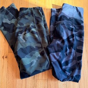 Old Navy Camo Leggings Pair in Green & Navy